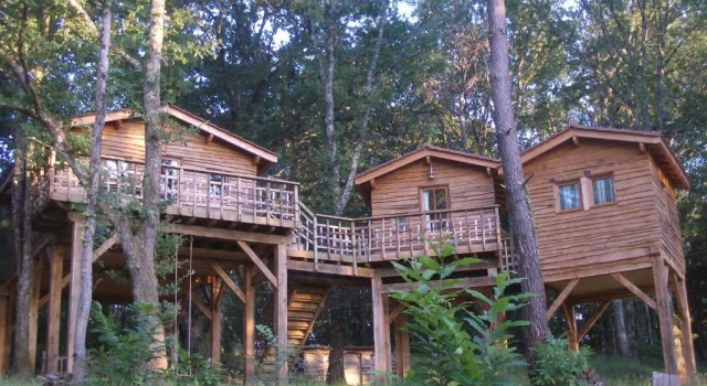 Коттедж Les Cabanes du Tertre