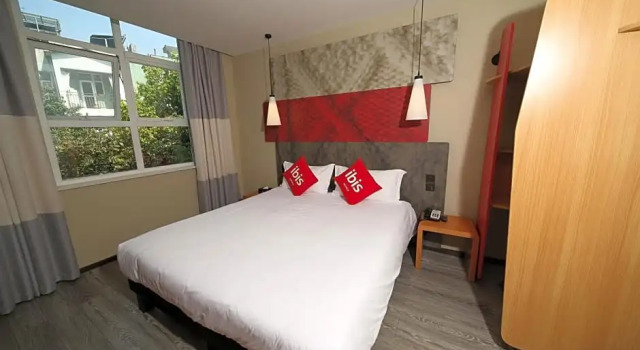 Номер Superior ibis Chengdu American Center Hotel