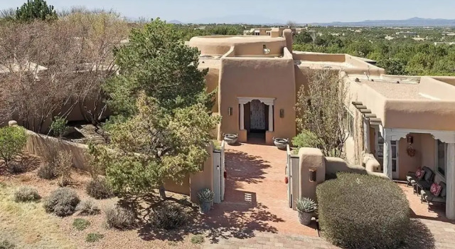 Коттедж Villa Namaste Mountain View Luxury Home in Santa Fe NM
