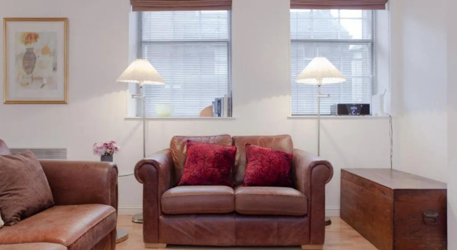 Апартаменты Causewayside Apartment - The Edinburgh Address