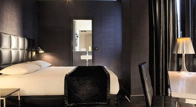 Номер Superior First Hotel Paris Tour Eiffel