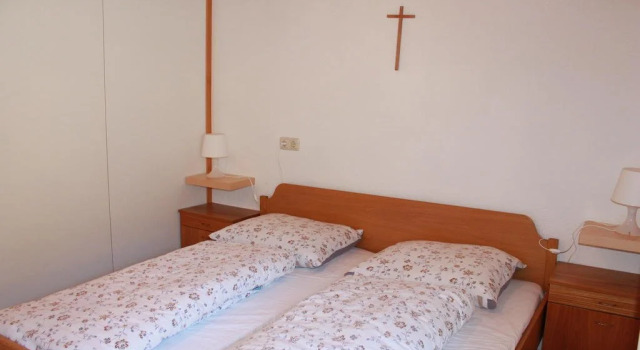 Haus Diedams, Rezerwuj Hotel Hotele w Bregenzerwald z parkingiem, Parking