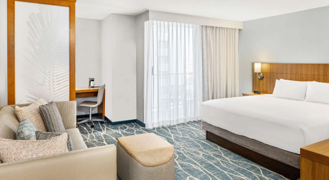 Двухместный номер Standard с видом на город Hyatt Place Waikiki Beach