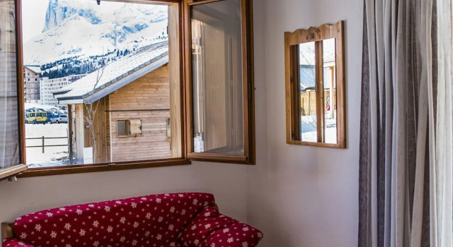 Apartment in Wooden Building in the Nice Superdévoluy