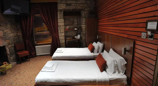 Двухместный номер Standard The Commercial Hotel