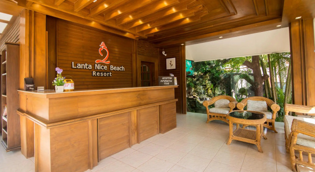 Lanta Nice Beach Resort