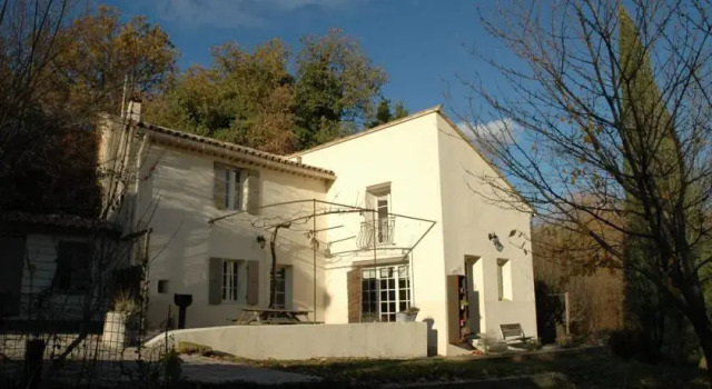 Gîtes au bord du lez, Rezerwuj Hotel Suze-la-Rousse Drôme Provençale