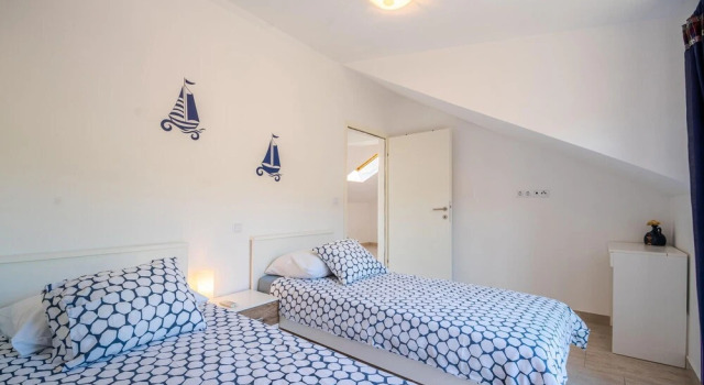 Amazing Home in Kneze With Wifi and 4 Bedrooms
