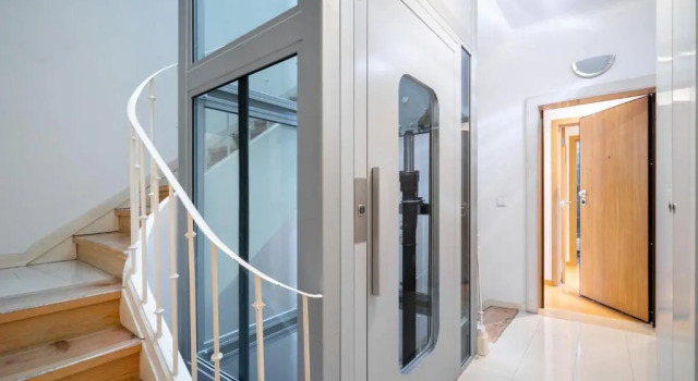 Апартаменты Premium Family Apartment W/ Lift, Ac & Barbecue