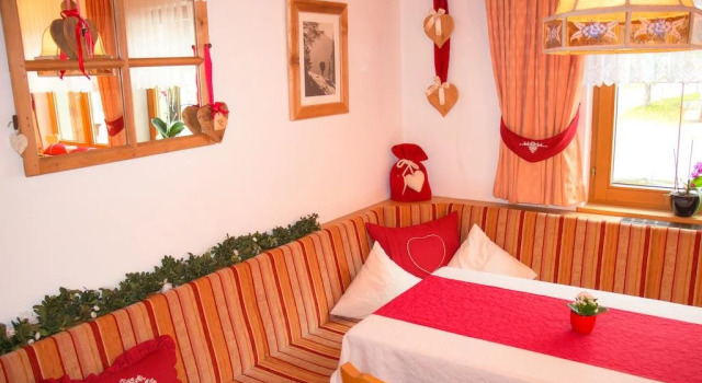 Ausserwieserhof, Rezervovat Penzión Hotely v Tyrolsko se snídaní, Snídaně
