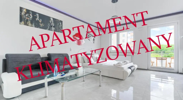 Апартаменты Good Day Apartments- private parking new town