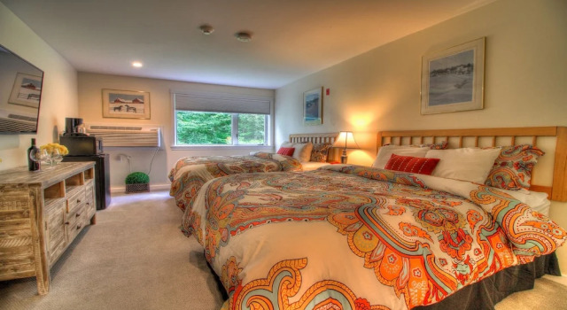 Kcis 431 - New Killington Studio: Great Location! Comfy!, Varaa Hotelli Hotellit New England uima-altaalla, Uima-allas