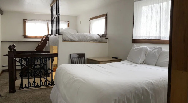 Студия Superior Alaskan Hotel and Bar