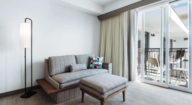 Номер Standard с балконом и с видом на город Courtyard by Marriott Santa Barbara Downtown