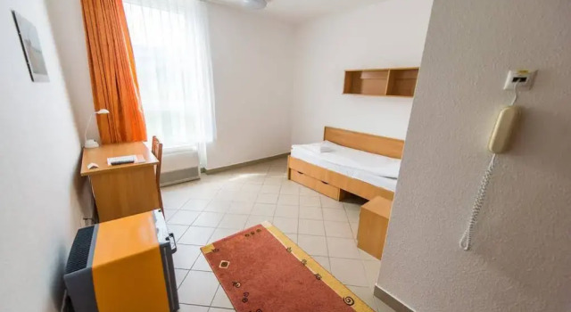 Campus Hotel, Забронировать Отель Дебрецен Хайду-Бихар, рядом с Főnix Hall