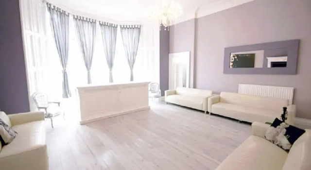 Standard Zimmer Princes Street Edinburgh Group Townhouse
