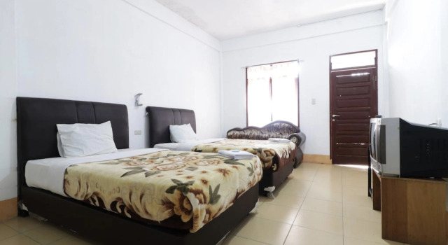 Номер Superior Villa Keluarga Bre Batunanggar