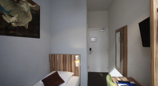 Asterisk Hotel, Забронировать Отель Отели Амстердама с парковкой, рядом с Сарфатипарк, Парковка