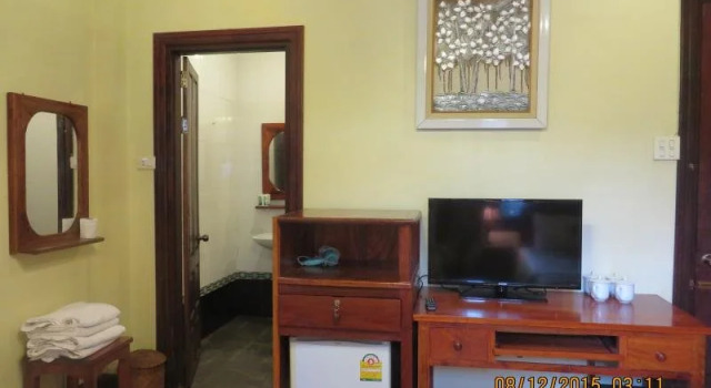 Lan Kham Riverside Hotel
