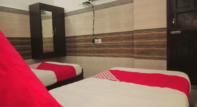 Surabhi Guest House by OYO Rooms