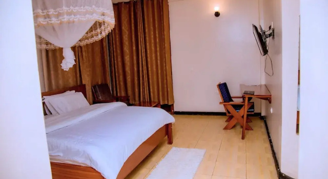 Двухместный номер Deluxe с балконом Kivu Hilltop View Resort