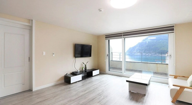Geoje Island the Grace Pension(거제도 더그레이스펜션), Забронировать Отель Отели Кодже с парковкой, Парковка