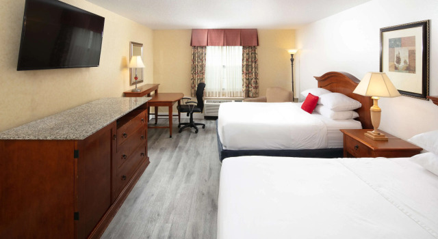 Четырёхместный номер Standard Red Lion Hotel Pocatello