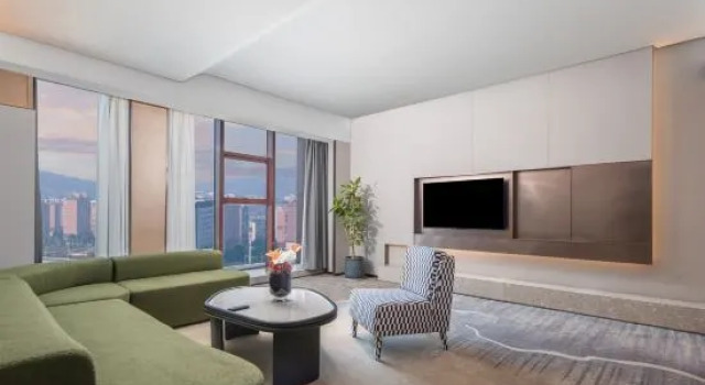 Люкс Deluxe Ramada By Wyndham Xiangyang Xiangcheng