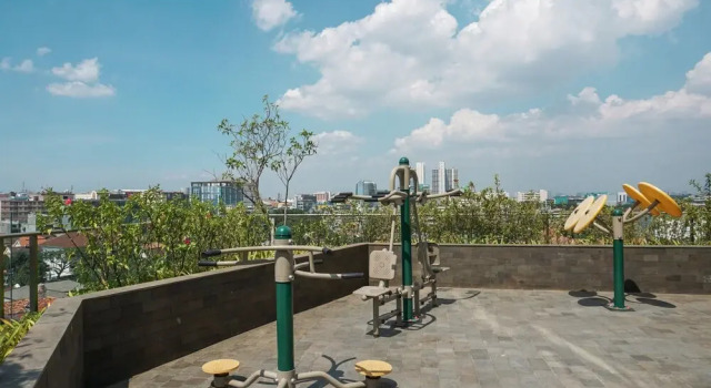 Best Choice 2BR Apartment at Menteng Park with Bathtub, Забронировать Апартаменты/квартира Ментенг Джакарта, рядом с Парк Таман Суропати