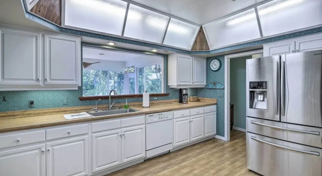 Titusville Vacation Rental Home Near Parks & Golf!, Buchen Sie Hotel Titusville Space Coast