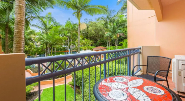 Апартаменты Bella Mare Coolangatta Beachside Apartments