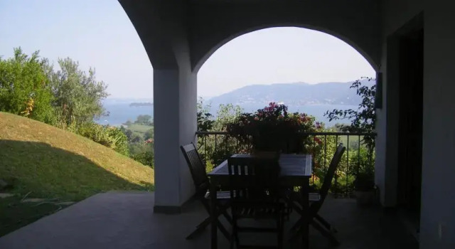 Camera con Vista Bed & Breakfast - Verbania, Забронировать Отель Вербания Озеро Лаго-Маджоре