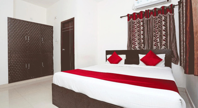 Qube Inn, Rezervovat Hotel Abids 