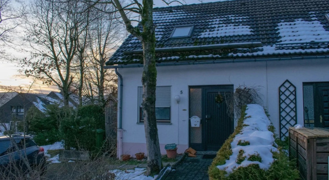 Cosy Holiday Home in Hildfeld with Terrace
