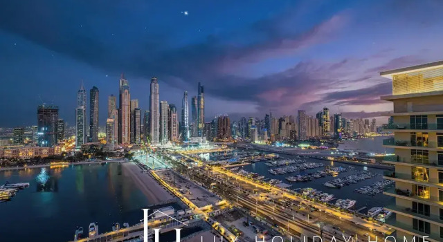 Апартаменты с балконом LUX  Luxury Sunrise Beachfront Suite 1