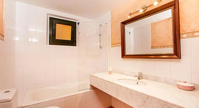 Вилла с 4 комнатами Villa Can Javi in Cala Sant Vicenç