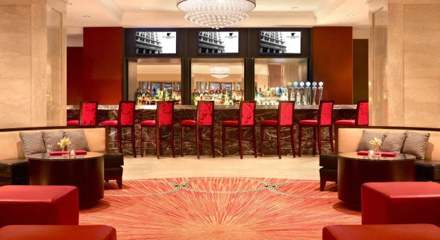 JW Marriott Chicago, Забронировать Отель Луп Чикаго, рядом с Dance Center of Columbia College