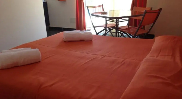 B&B Il Girasole, Book Bed and Breakfast Hotels in Sicily with a Pool, Swimming Pool