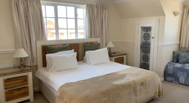 Birkenhead Manor, Boek Hotel Hotels in Table Bay met zwembad, Zwembad