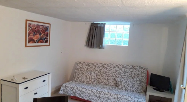 Apartment With one Bedroom in Le Rove, With Wonderful Mountain View and Enclosed Garden - 800 m From the Beach, Забронировать Апартаменты/квартира Ле-Ров Буш-дю-Рон
