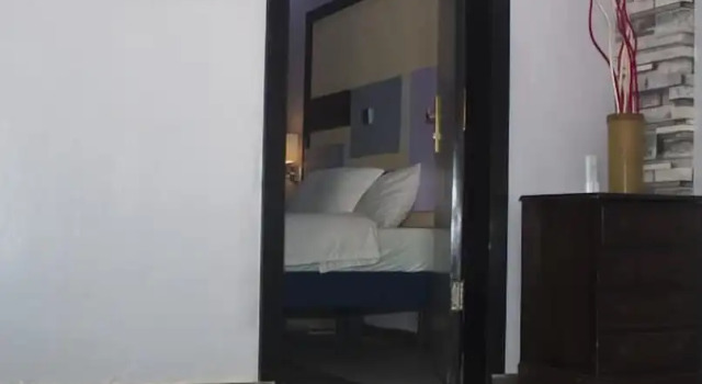 Standard Zimmer Premiership UK Suites