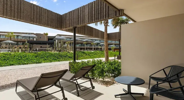 Двухместный полулюкс Poolside Terrace Secrets Baby Beach Aruba Adults Only