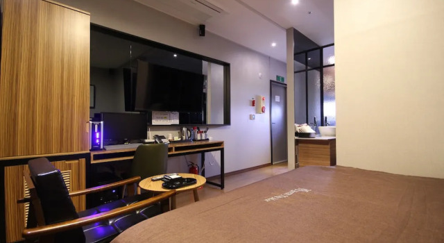 Номер Deluxe The May Hotel
