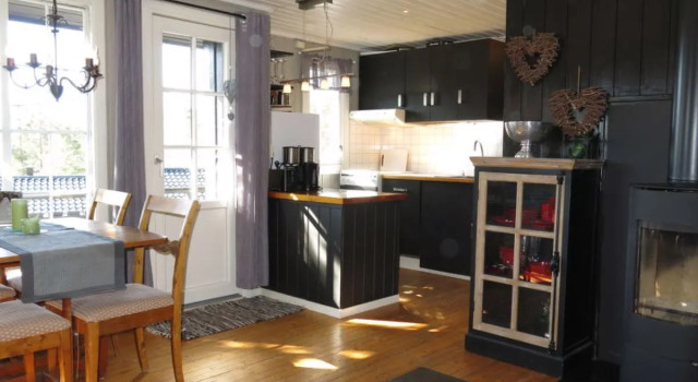 Evabu (SOW069), Book Hotel Øyuvstad 