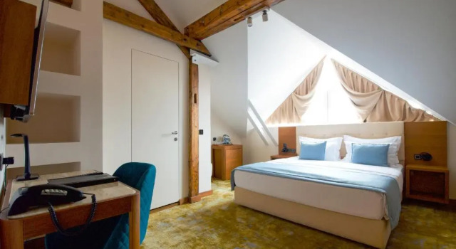 Номер Superior Hotel City Savoy