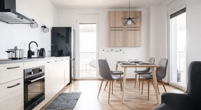 Апартаменты с балконом и с видом на реку RentPlanet - Apartamenty Atal Tower