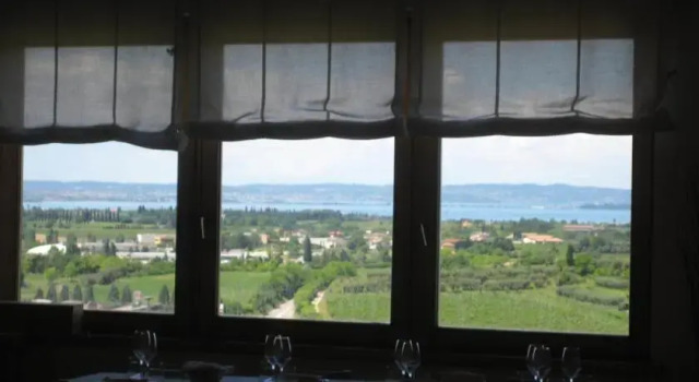 Locanda Miralago, Забронировать Апартаменты/квартира Отели в центре Пастренго, в центре