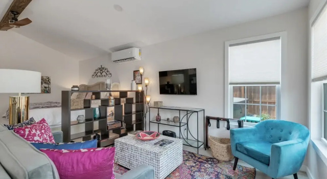 Gorgeous Luxury Bungalow W/hot Tub&fire Pit
