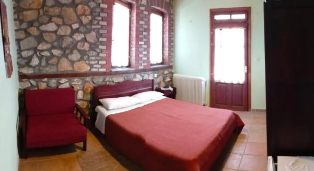 Двухместный номер Budget Varnous Hotel