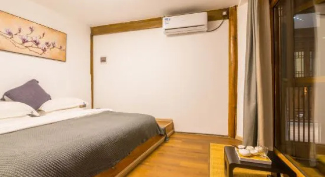 Люкс Caiyunjian Boutique Inn (Renwen Tese)